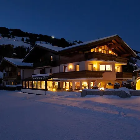 Hotel Tristkogel 3*